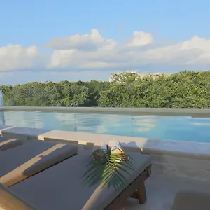 https://hotel-blanco-tulum.allrivieramayahotels.com